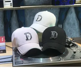 2021 Designer Caps Mens Vielseitige Cap Paillettenbrief eingelegtes Diamant Hip Hop Hats Trendy Black Casual Baseball Frauen Sonnenhut Urlaub