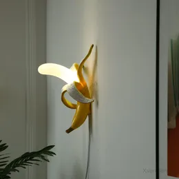Vägglampa Italien Resin Banan Moderna Glas Ljus För Heminredning Sovrum Bedside Sconce Badrum Vanity Light Fixtures