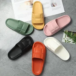 Tofflor Tik Tok Sommar Anti-Slip Strand Kvinnor Tjock Bottom Inomhus Sandal Män Eva Badrum Unisex Slides Sko