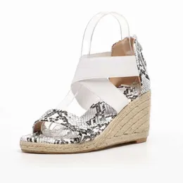 Spring Slope Heel Women's Sandals Fashion Snake Pattern Peep Toe Elastic Belt Hemp Rope Bottom Sandals Women's Shoes 210611