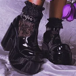 Brand New Dropship 2022 Duży rozmiar 43 Sprzedaż Square High Heel Black T-Strap Gothic Cool Let Summer Platform Sandals Woman Shoes