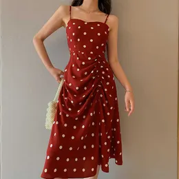 Yaz Vintage Çiçek Kırmızı Polka Dot Baskı Elbise Katlama Düzensiz Kayış A-line Elbiseler Boho Tatil Plaj Sundress Vestidos 210608