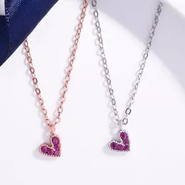 Pendant Necklaces Sweet Girl Red Crystal Heart Necklace Elegant Female Wedding Rose Gold Clavicle Chain Romance Party Jewelry Gift