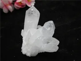 Naturalne białe wisiorki Kryształowy Klaster Szkielet Kwarcowy Point Wand Mineral Healing Crystal Druse Vug Patmen Stone 30g - 50g