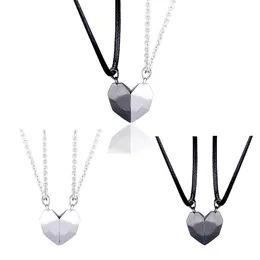 2Pcs Magnetic Couple Necklaces Lovers Heart Pendant Distance Faceted Charm Necklace Women Valentine's Day Friendship Gift