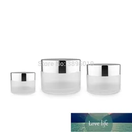 15g 30g 50g Transparent Frost Glass Make Up Cream Pot Pot Containers Avec UV Shining Silver Cap F906 Conception experte des prix usine Qualité Dernier style Statut original