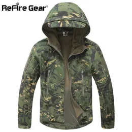 Lurker Shark Soft Shell Military Tactical Jacket Men Waterproof Warm Windbreaker Coat Camouflage Hooded US Army Clothing 211110