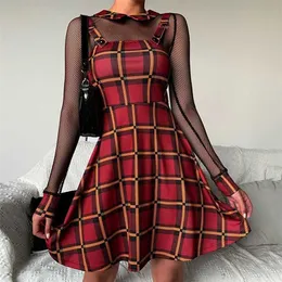 Rosetic Gothic Red Plaid Dress Women Spaghetti Strap Spring Summer Korta Klänningar Kvinnors Sexig Långärmad Mesh Patchwork Punk T200627