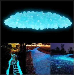 100 sztuk / 300 sztuk 14mm Garden Decor Luminous Stones Glow W Dark Dekoracyjne Kamyki Outdoor Fish Tank Decoration Kamyk Rocks Q0811