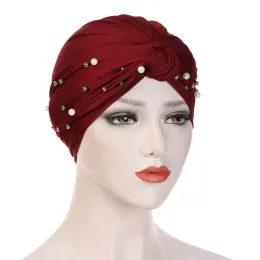 Solid Bomull Inner Hijabs Muslim Turban Cap With Pearl Beads Indian Wrap Women Hijab Undercarf Caps Islamic Turbante Bonnet