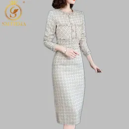 Luxury Designer Runway Dress Donna Inverno Manica lunga Perline Plaid Tweed dritto Abiti di lana 210520