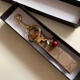 Nyckelringar Lanyards Keychain Lovely Tiny Cute Cherry Key Ring for Women Charm Bag Holder Prydnadsängar 2021 Kedjor
