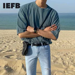 IEFB الصيف الكورية فضفاضة الرجال جولة الرقبة محبوك قصيرة الأكمام قبالة الكتف عارضة t-shirt خمر الأخضر المحملة أعلى 9Y7189 210524
