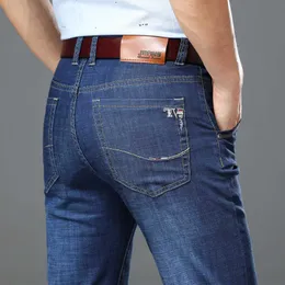 Leichte, schmale Jeans für Frühling/Sommer, klassischer Stil, Business-Casual, große Größe, taillierte, dünne Stretch-Jeans für junge Herren 210531