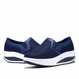 2021 Av Mens Kvinnor Sport Running Skor Toppkvalitet Andningsskydd Mesh Triple Black Navy Blue Pink Outdoor Öka Runners Sneakers Storlek 35-42 WY34-1608