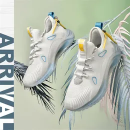 2021 Running Shoes Antiskid Tennis Män Vit Svart Sommar Koreansk Fashion Casual Sko Stor Storlek Andas Sneakers Run-Shoe # A0004