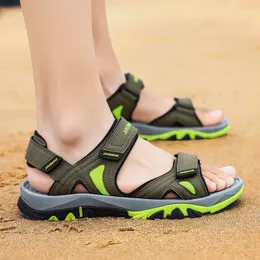 Najwyższej Jakości Mężczyźni Damskie Trener Sport Duży Rozmiar Sandały Transgraniczne Letnie Buty Plażowe Casual Sandal Kapcie Modne Trendy Oddychający Moda Kod Butów: 23-8816-1