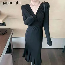 Chic Long Trumpet Dresses For Women Sexy V Neck Knitted Bodycon Maxi Spring Sleeve Black Sweater 210601