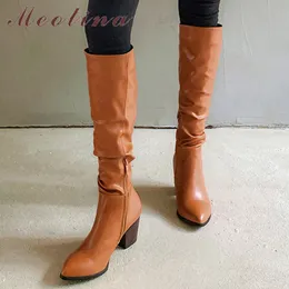 Длинные сапоги женские туфли плиссированные на высоком каблуке колена высококачественные ноги блок колоколов на молнии женская загадка зима коричневый размер 210517