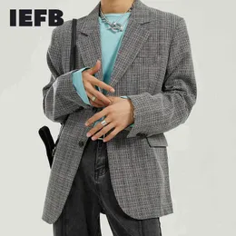 IEFB Primavera Fashion Lattice Suit Cappotto Men's Trend Allentata Vintage Back Vent Office Casual DotChing Manica lunga Blazer 7129 210524