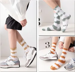 Stripe Tie Dye Socks Men Women Long Original Designer Socks Cotton High Quality Hip Hop Fashion Harajuku Basketball Sports Socks