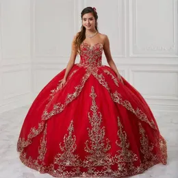 Złote aplikacje Quinceanera Prom Dresses 2021 Sweetheart Wielopoziomowy Tulle Sweet 16 Suknie Czerwony Plus Rozmiar Vestido de Bola