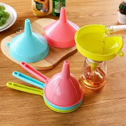 Tools Food Grade Funnel Portable Plastic Multi Function Long Handle Liquid Funnels Home Kitchen Tool Pure Color DH203