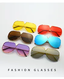 ラグジュアリーデザイナー女性メンズサングラスファッションフルフレームシャムズユニセックスサングラスアンチUv400 10色JC1101