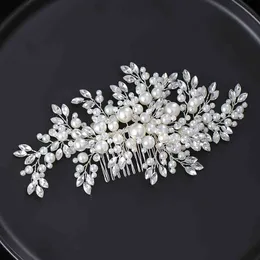 Pearl Fashion Wedding Accessories Silver Color Crystal Headpiece Handgjorda Combs Brudhår Smycken För Kvinnor