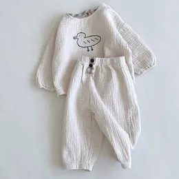 Liligirl 2021 nyfödd söt tecknad aninglande kostym baby flicka pojke vår och höst kläder bomull och linne toppar byxor 2st / set g1023
