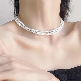 Japansk Pearl Necklace Kvinna Nisch Design Multi-Layer Light Luxury Höst och Vinter Sweater Chain In Tide Clavicle Smycken