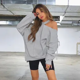 Kvinnor Casual Hollow-Out Sweatshirt Y2K Cross Bandage Shoulder Bare Oregelbunden Lös Långärmad O-Neck Grå Hip Hop Hoodies 210515