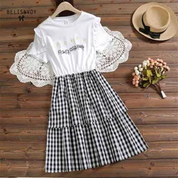 Mori Mädchen Sommer Frauen Kawaii Kleid Plaid Vintage Daisy Stickerei Casual Lose Kurzarm Rüschen Süße Plissee 210520