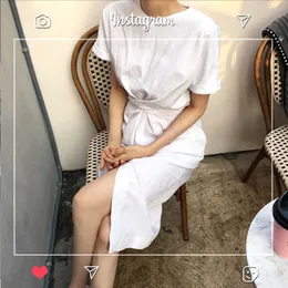 Sommer Koreanische Chic Lose Beiläufige Weiß O Hals Kurzarm Split T-shirt Kleid Frauen Bandage Plissee Elegante Vestido De Mujer 210610