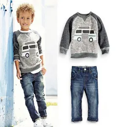 2021 T-shirt a maniche lunghe per auto per bambini + abito da ragazzo in jeans prezzo speciale