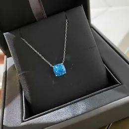 korean fashion square diamond necklace female Japanese and Korean simple square clavicle chain Valentine's Day jewelry