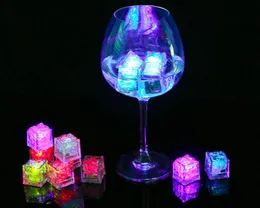 Мини Светодиодная вечеринка огни квадратный цвет изменение светодиодных кубиков льда светящиеся кубики льда мигает мигая новинка