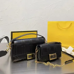 Sıcak kadınlar loulou denim flep çanta tasarımcısı omuz crossbody çantaları klasik buzlu kovboy çanta zinciri çapraz lüks tasarımcılar çanta çantası