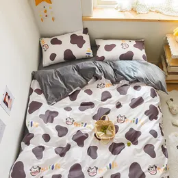 Zestawy pościelowe Michiko Home Textile Cartoon Style Cute Cow Kołdra Pokrywa Poszewka Poszewka Bed Pure Cotton Double Four Piece Set