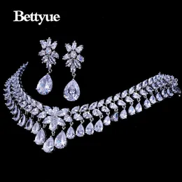 Bettyue Brand Charm Fashion AAA Zircone cubico Colore oro bianco Set di gioielli da sposa in stile Europa e America per donna Regali per feste H1022