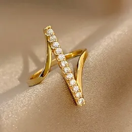 Oregelbunden ringsform Enkel öppen ring Elegant kvinnliga smycken