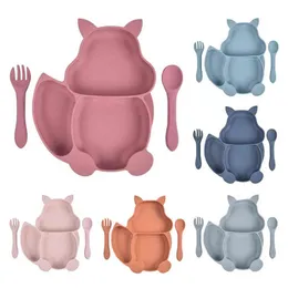 3 Sztuk Baby Silikonowe Naczynie Płytka przyssawka z łyżką Widelec Set Dozdawca Dishes Dishes AntSIP Cute Children Tableware G1210