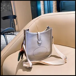 Women Luxurys Designers Bags 2021 Fashion Classic Crossbody Shoulder Bag High Quality Leather Womens Handbags Purses Mini Totes Handbag good