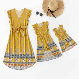 Summer 100% Cotton Floral Print Flounce Sleeve Tank Dresses for Mommy and Me 210528