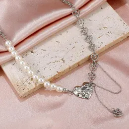 Pendant Necklaces Imitation Pearl Clavicle Chain Necklace For Women Unique Irregular Hollow Love Heart Collier Party Jewelry Gift