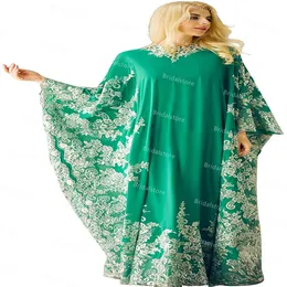 Vintage Dubai Dubai Verde Vestito da sera con pizzo elegante Arabo Abaya Abiti da ballo musulmani Plus Size Morrocan Formal Party Gown 2021 Robe de Soirée Mariage