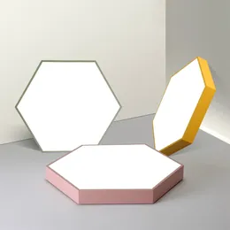 モダンなLEDマカロンノルディックシンプルな六角形の天井ライトスタディ寝室のリビングルームの照明