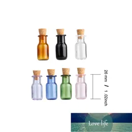 コルクストッパースモールの空のガラス瓶の小さなガラス瓶とコルクの装飾的な願いガラスの瓶結婚式の休日の小さい容器