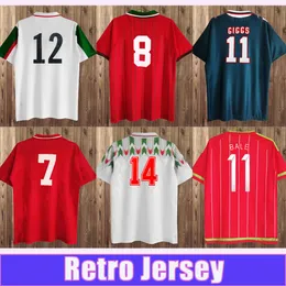 1990 1994 Wales Retro Mens Soccer Courseys Giggs Saunders Wilson Speed ​​Home Red Away White Green 3rd Football Shirt armost armove short