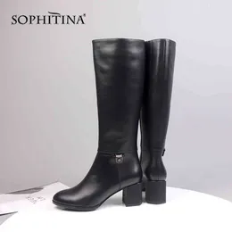 SOPHITINA Elegante Hohe Stiefel Hohe Qualität Kuh Leder Mode Design Metall Dekoration Quadratische Ferse Schuhe frauen Stiefel SC432 210513